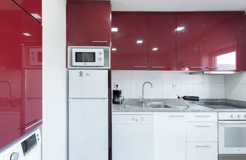 Leixões Apartment | Host Wise - Trendy Bright Flats | Jacuzzi