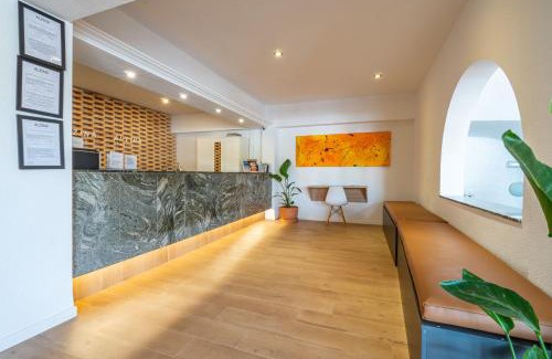 Cala Agulla Hotel | Hostal Alcina