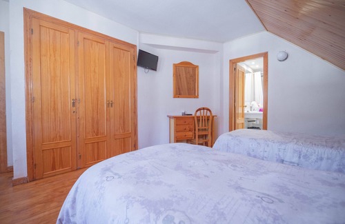 Villanua House | Hostal Alto Aragon