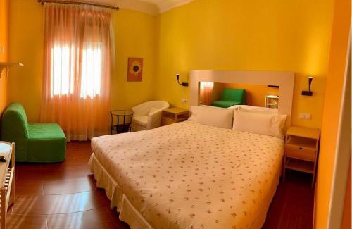 Goya House | Hostal Arco Iris