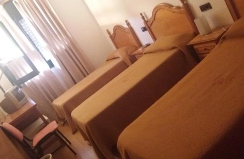 Macanet de la Selva House | Hostal Bonaterra