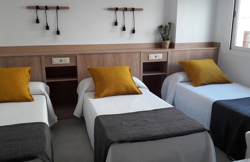 Garrucha Hotel | Hostal Cervantes Playa