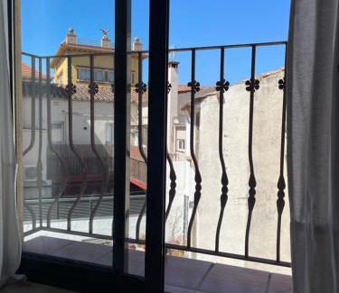 Cabrils Hotel | Hostal de la Plaça - Hotel Boutique