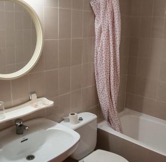 Mora la Nova Hotel | Hostal Fontdemora