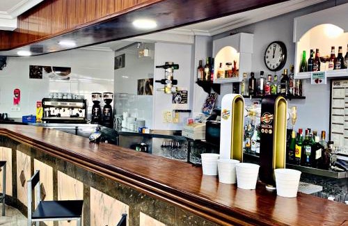 Isla House | Hostal Gabino