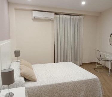 Toledo City Center House | Hostal Infantes