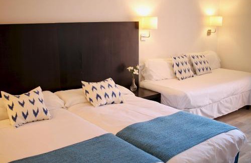Torrenova House | Hostal Jakiton