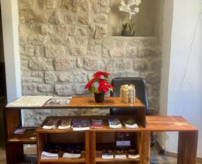 Centre Historic de Manresa House | Hostal La Masia