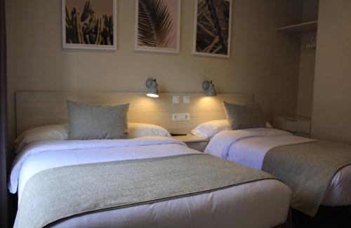 Sabadell House | Hostal La Romànica
