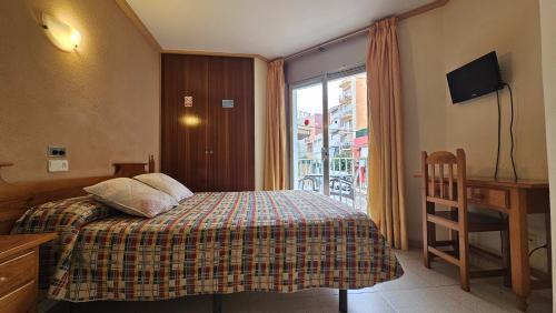 Blanes House | Hostal Los Maños