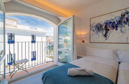 Cadaques Hostel | Hostal Marina Cadaqués