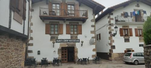 Ituren House | Hostal Mendaurpe