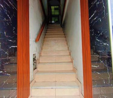 Independencia Hotel | Hostal Paris 3