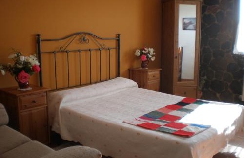 Arroyo de las Fraguas House | Hostal Restaurante Alto Rey