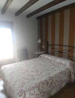 Villadun House | Hostal Restaurante Parajes