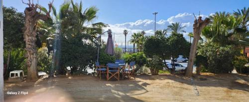 Sant Andreu de Llavaneres House | Hostal Santa Gemma