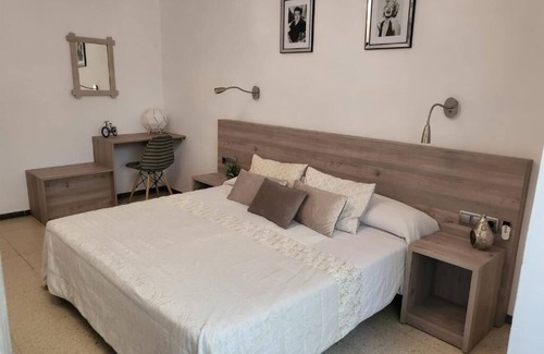 Sant Hilari Sacalm Hotel | Hostal Torras