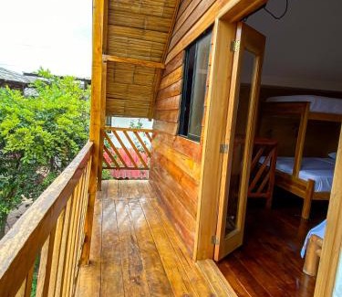 Puerto Lopez House | Hostal Tortuga Dorada