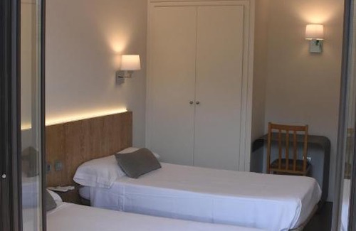 Les Preses House | Hostal Vertisol