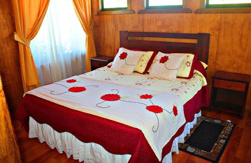 Hornopiren National Park House | Hostal y Cabañas Austral