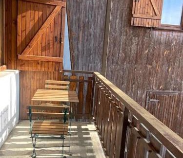 Sauze d'Oulx Apartment | Hostdomus - Grand Villard Suite
