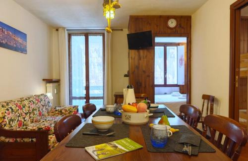 Pragelato Apartment | Hostdomus - Weekend Wood Apartment