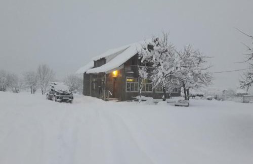 Bagvdanari Cabin | Hostel The Misty Mountains