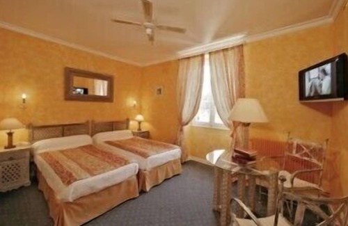 Les Eyzies Hotel | Hostellerie Du Passeur
