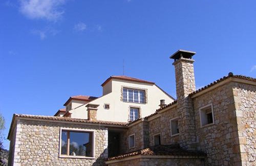 Canete Hotel | Hostería De Cañete