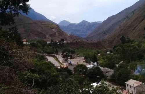 Huigra Hotel | Hostería La Eterna Primavera