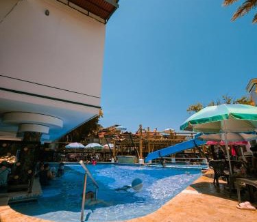 Cocorna Hotel | Hosteria La Medusa