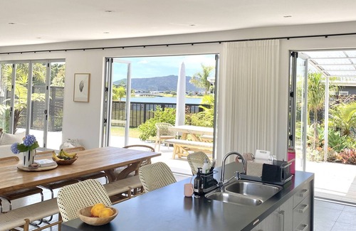 Matarangi House | Hosts on the Coast 109 Simply Divine