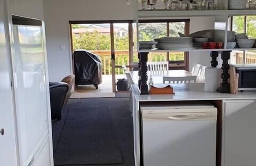 Cooks Beach House | Hosts on the Coast Holidays on Hardy