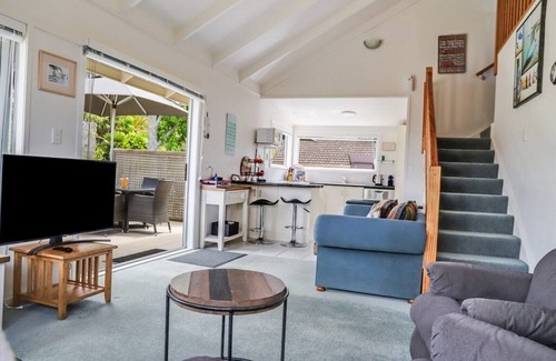 Pauanui House | Hosts on the Coast Sun Kissed Family Fun