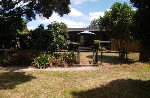 Pauanui House | Hosts on the Coast - Vista Verde