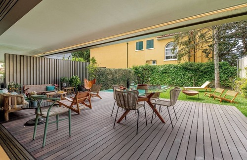 Aldoar Foz do Douro e Nevogilde House | HostWise – Grand Villa w/Pool, Garden and Garage