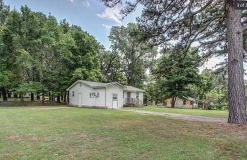 Tahlequah House | Hot coffee, firewood and more.