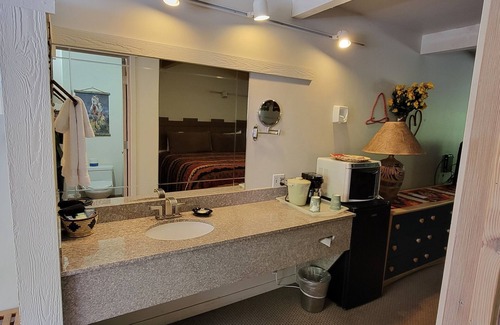 Ouray Hotel | Hot Springs Inn
