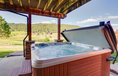 Sturgis House | Hot Tub and Golf Course Views Luxe Sturgis Home!