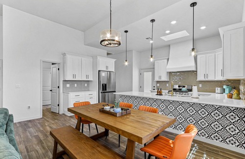 Las Cruces House | Hot Tub + Arcade Games, Family Friendly New Home