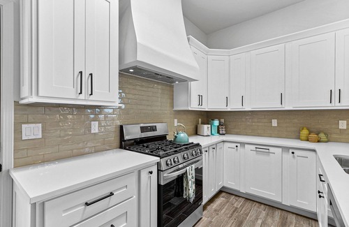 Las Cruces House | Hot Tub + Arcade Games, Family Friendly New Home