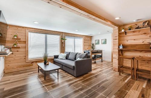 Tobin Hill House | Hot tub, cowboy pool near the Pearl, Riverwalk