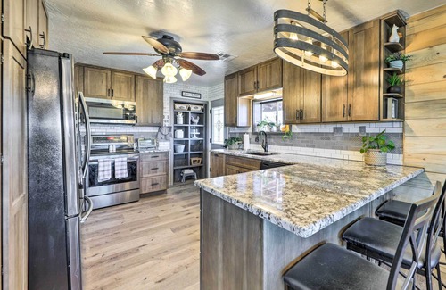 Payson House | Hot Tub & Deck: Pet-Friendly Home in Payson