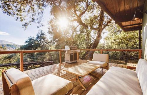 Julian Villa | Hot tub Disney train track in Julian amazing views