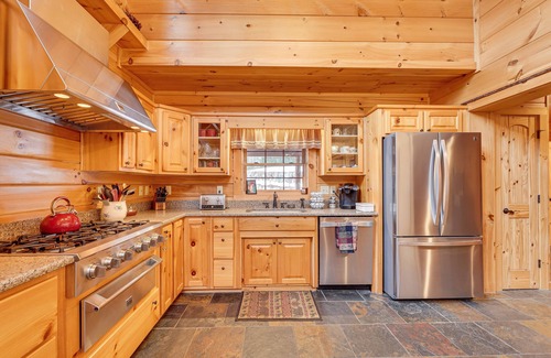 Old Forge Cabin | Hot Tub & Dock: Waterfront Cabin in Old Forge!