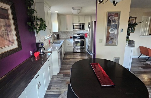 Mountain View House | hot tub, dog friendly, 3-bedroom home with all the essentials for the family.