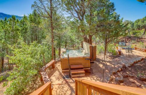 Pine House | Hot Tub, Fire Pit and Deck Chic Arizona Retreat