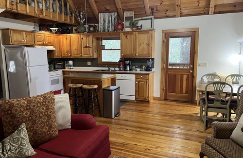 Dahlonega Cabin | Hot Tub/Game Room/Fireplace and pit, very private, a little taste of heaven!