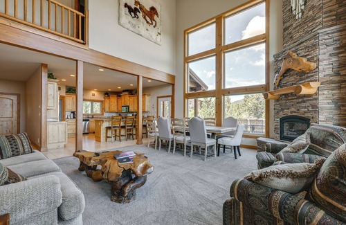 Zion National Park East Entrance House | Hot Tub, Game Room: Mtn-View Cabin 9 Mi to Zion