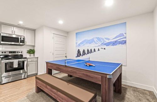 Heber House | Hot Tub, Heber Home, Pet-Friendly, Games, Sleeps 13 Guest!